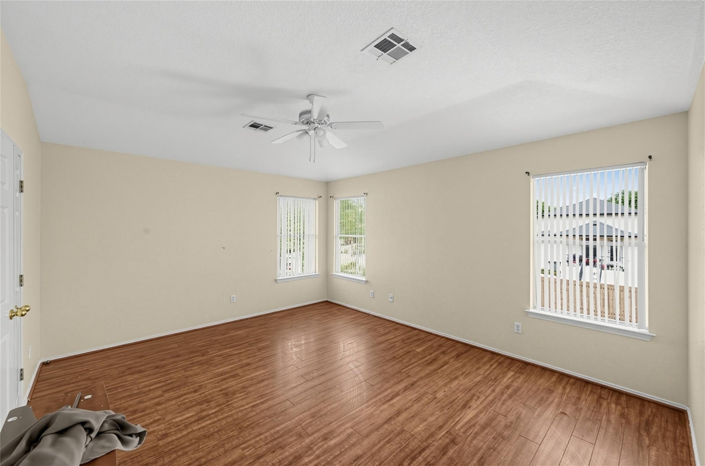 1610 Balmorhea Ln - Photo 9
