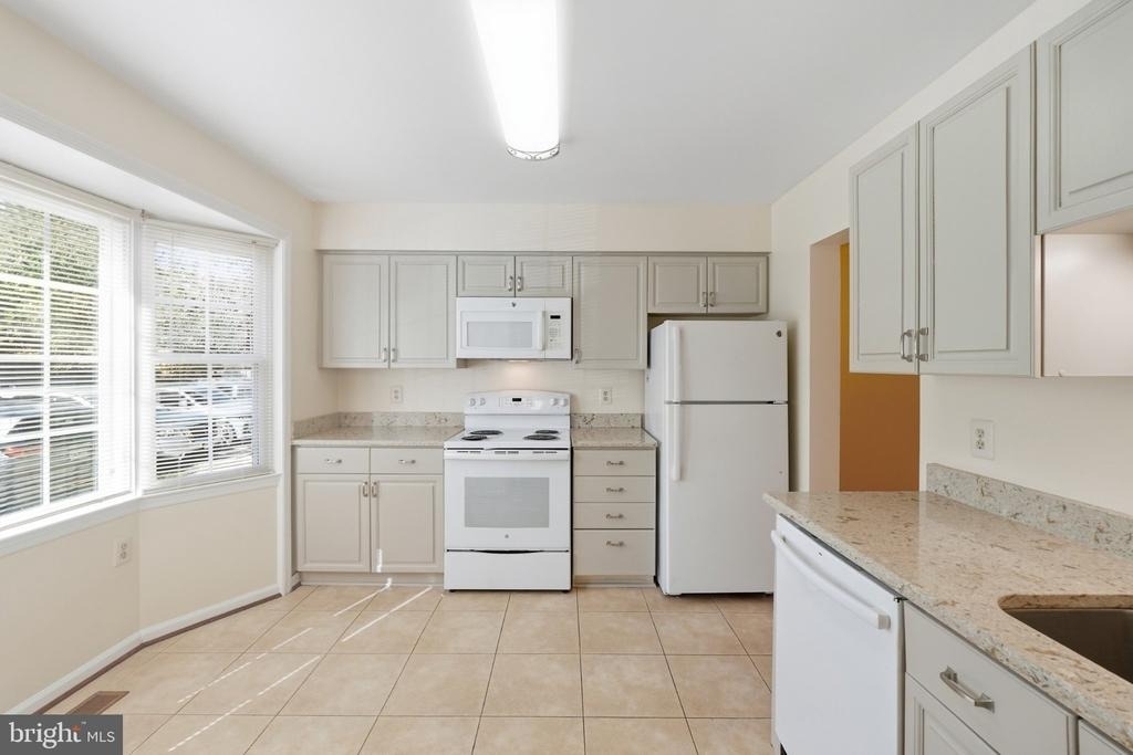 6558 Sand Wedge Court - Photo 5
