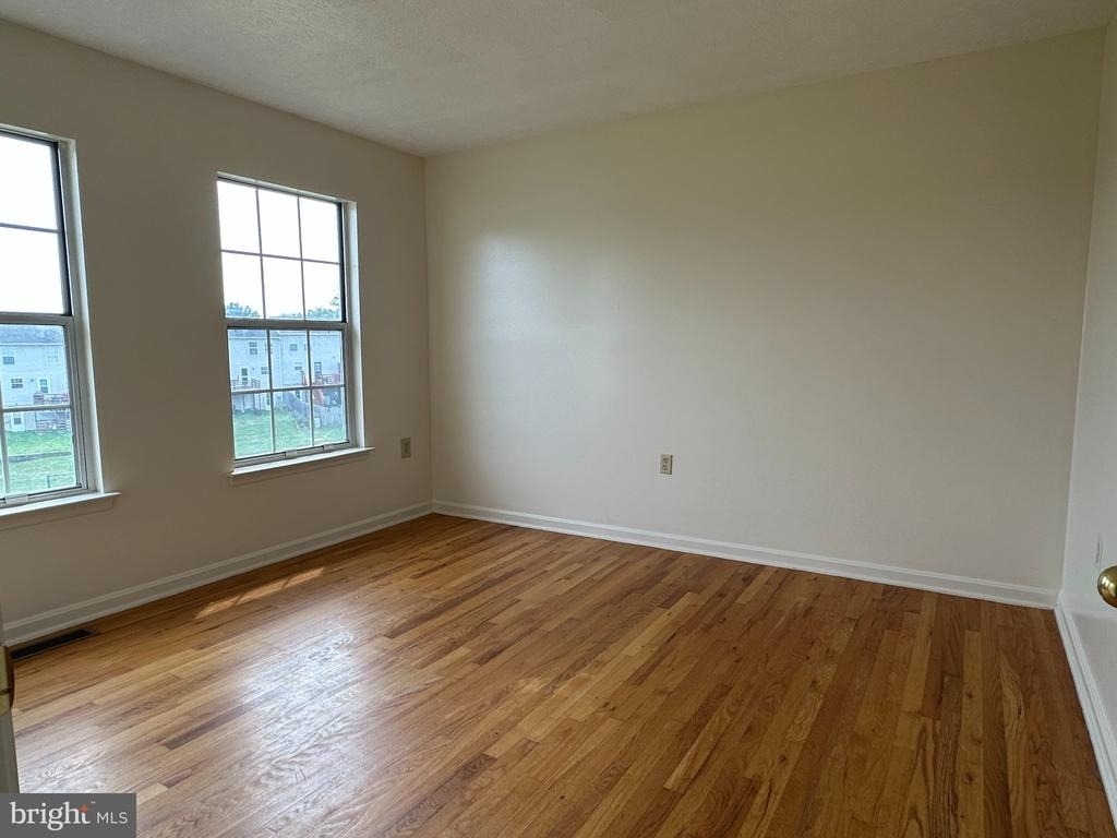 109 Parkside Drive - Photo 6
