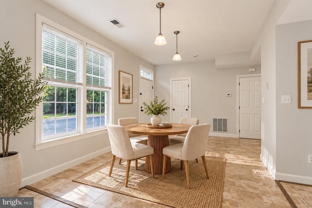 10903 Maple Street - Photo 2