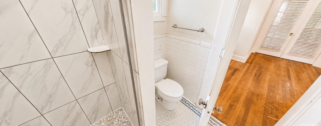 1101 W 22 1/2 St - Photo 12
