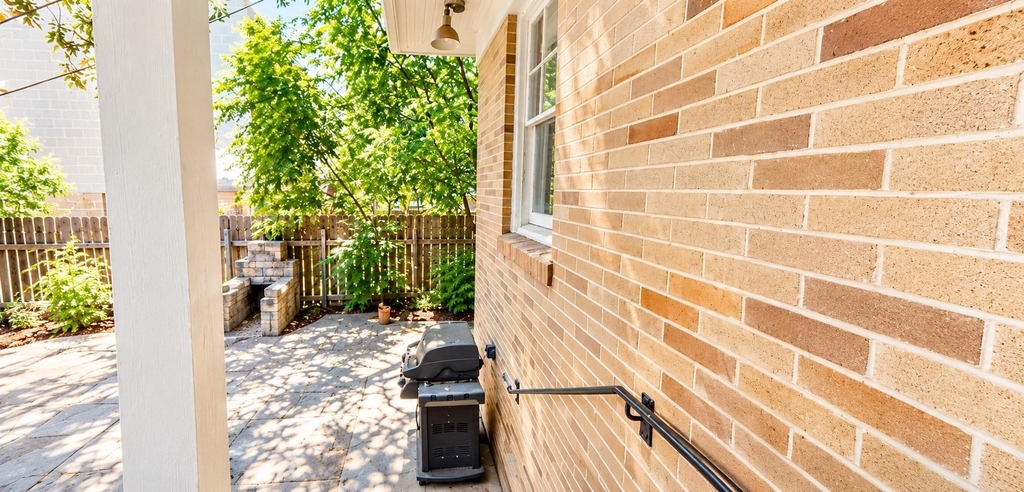 1101 W 22 1/2 St - Photo 6