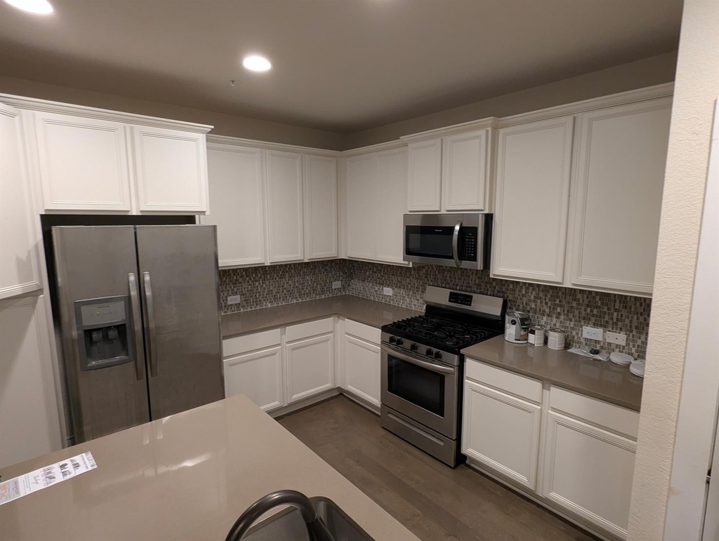 7506 Wolverine St - Photo 4