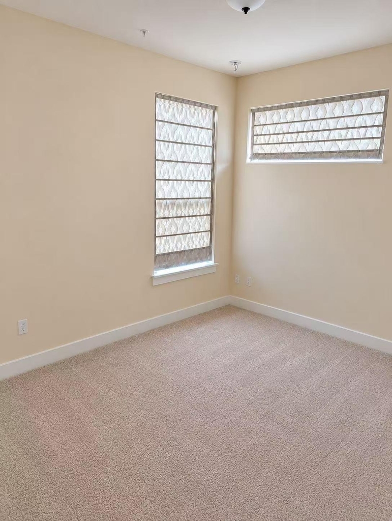 7506 Wolverine St - Photo 6