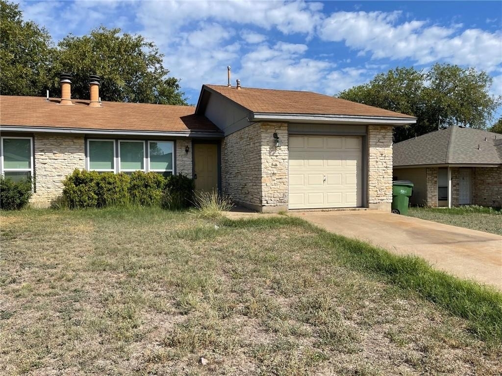 606 Country Aire Dr - Photo 1
