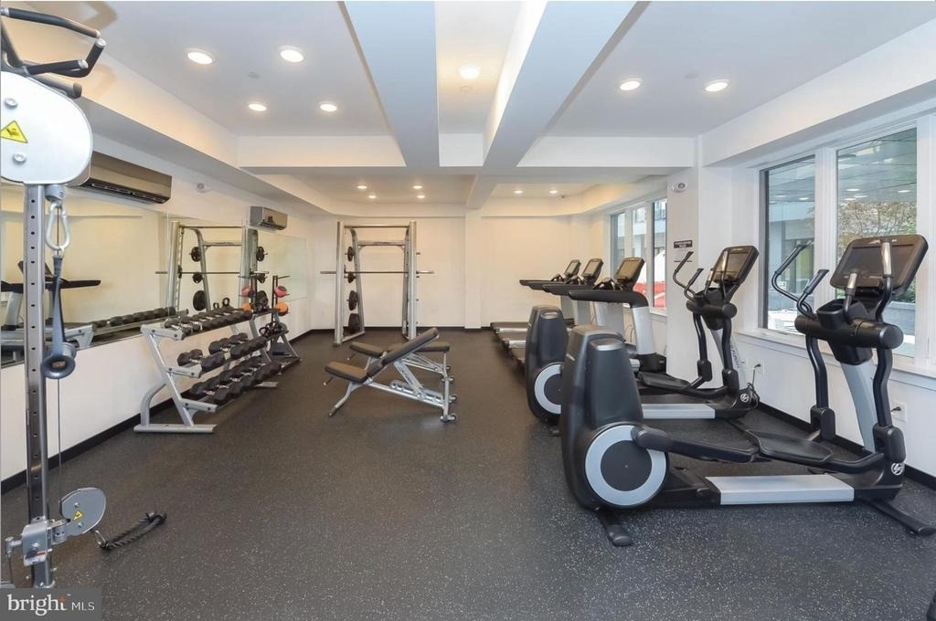 1203 Germantown Avenue - Photo 18