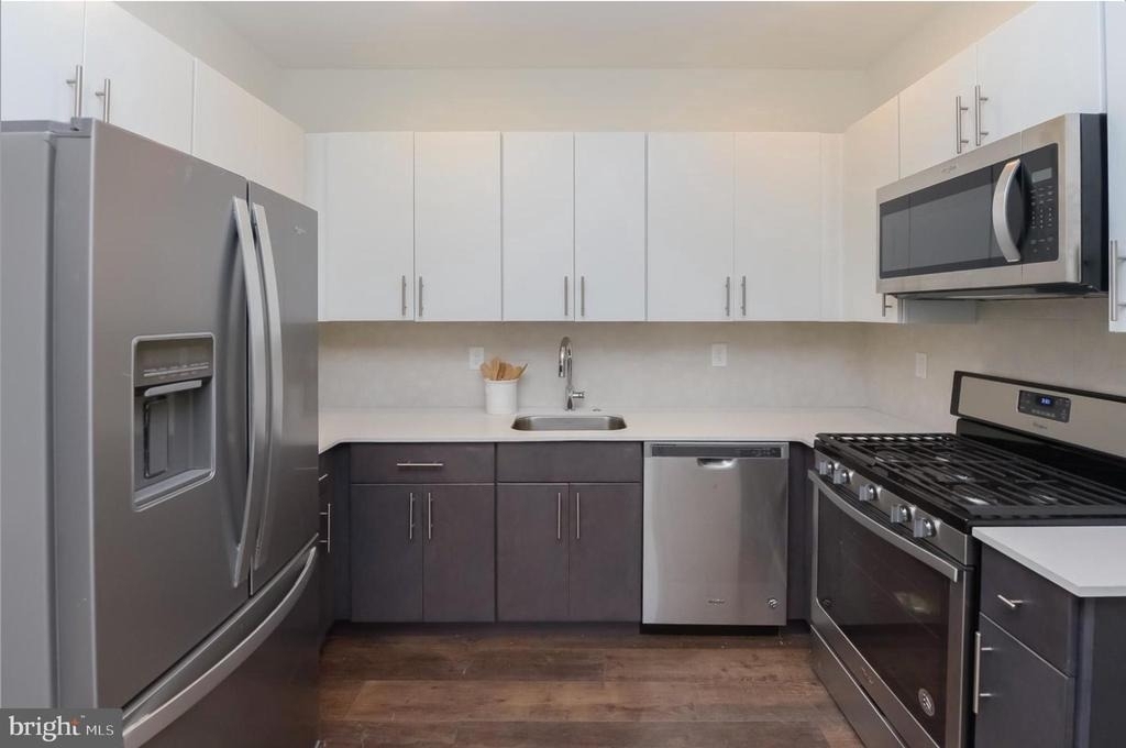 1203 Germantown Avenue - Photo 11
