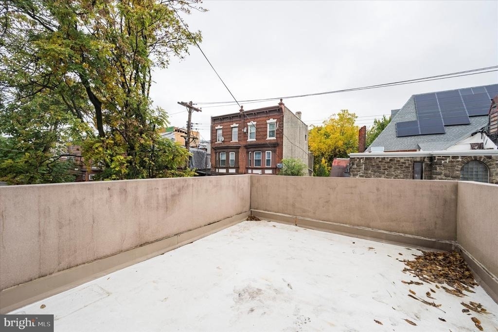 3209 W Montgomery Avenue - Photo 3