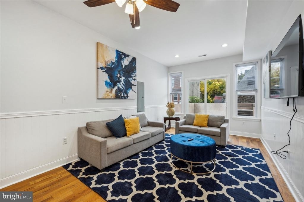 3209 W Montgomery Avenue - Photo 0