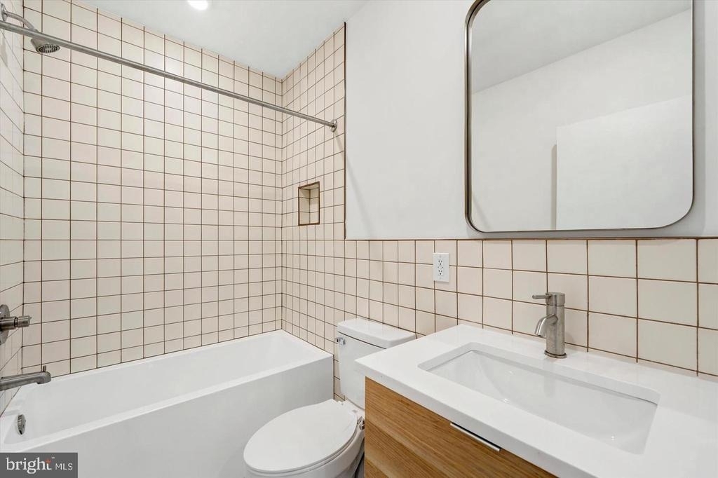 2406 Frankford Avenue - Photo 9