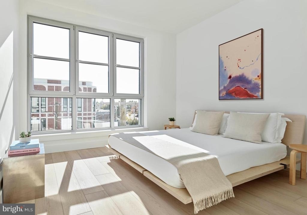 2406 Frankford Avenue - Photo 3