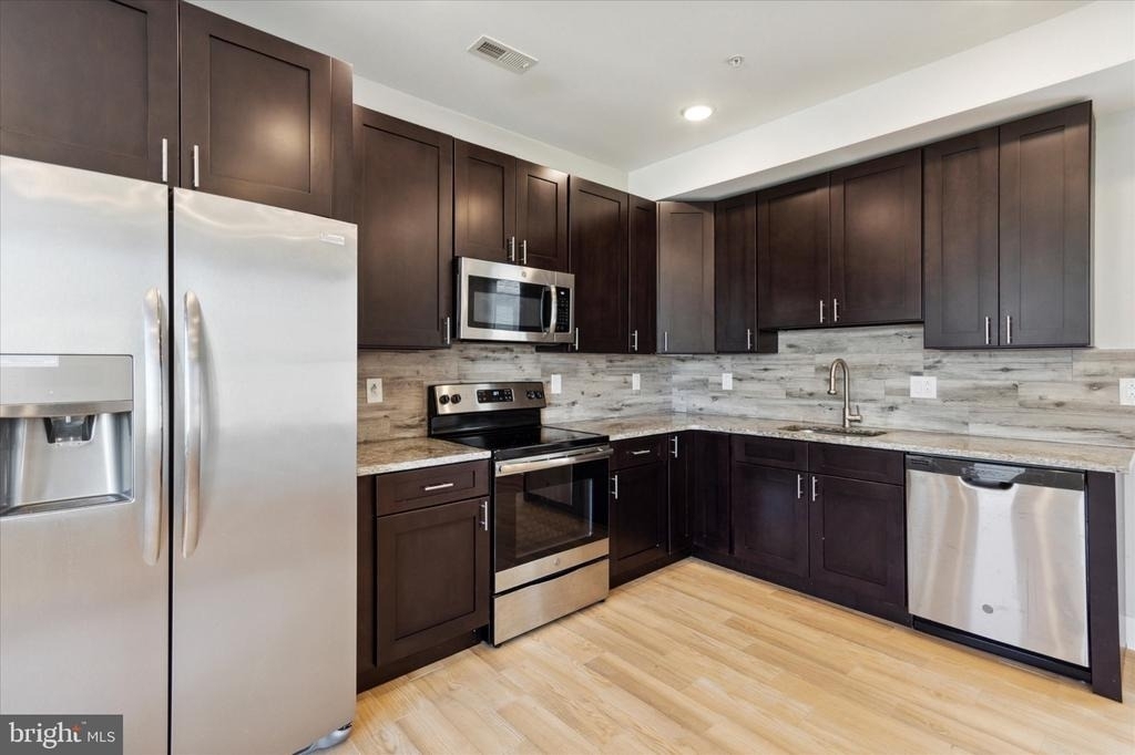 1312 N 18th Street - Photo 2