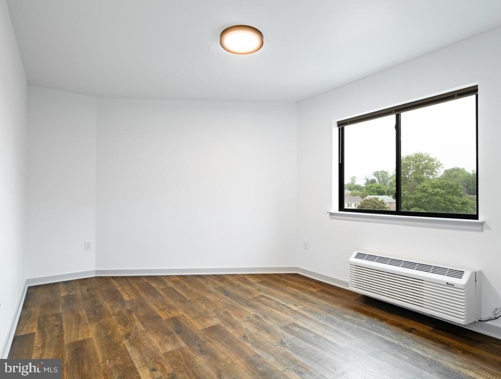 8327 Ridge Avenue - Photo 2