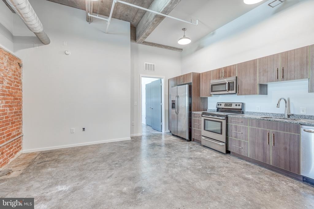 4800 Brown Street - Photo 7