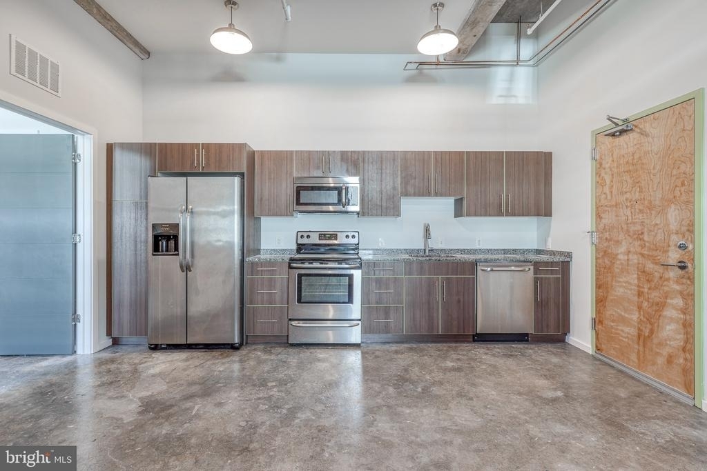 4800 Brown Street - Photo 3