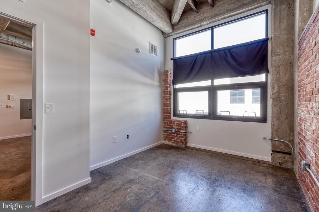 4800 Brown Street - Photo 14