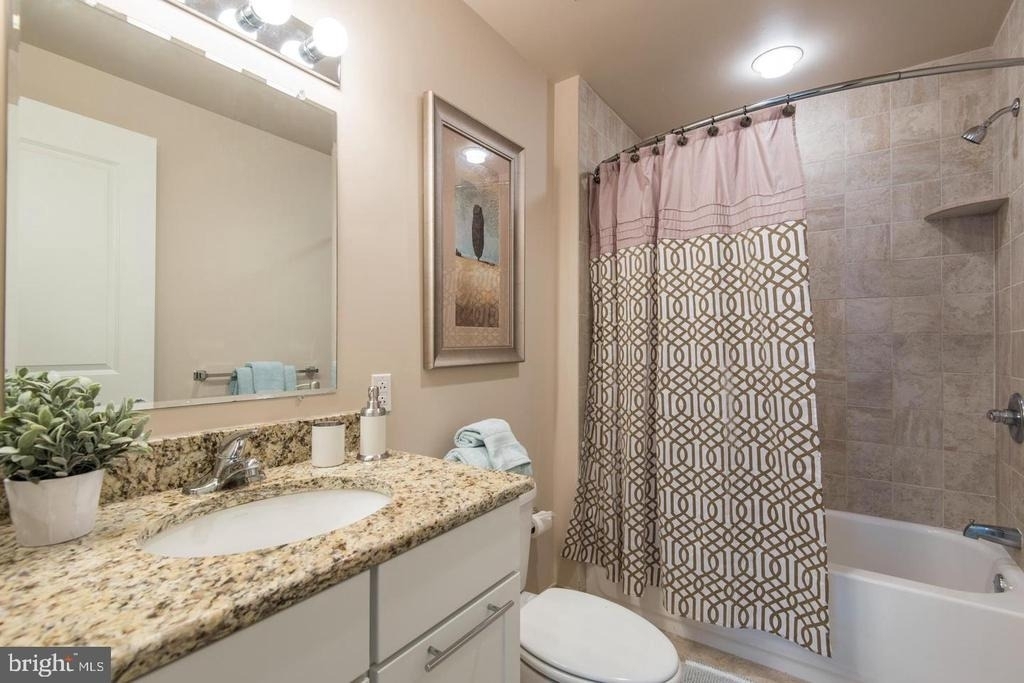 1501 Locust Street - Photo 16