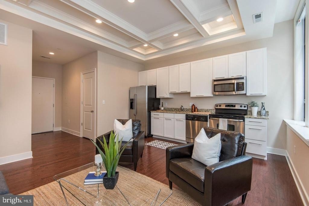 1501 Locust Street - Photo 4