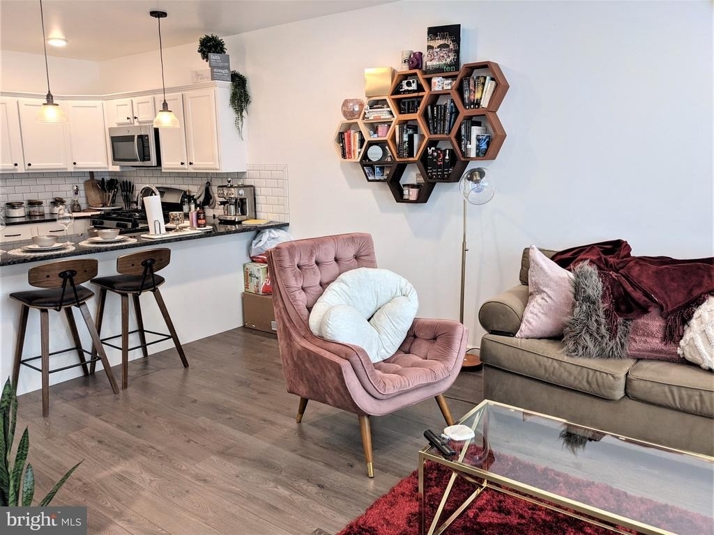 6615 Ridge Avenue - Photo 2