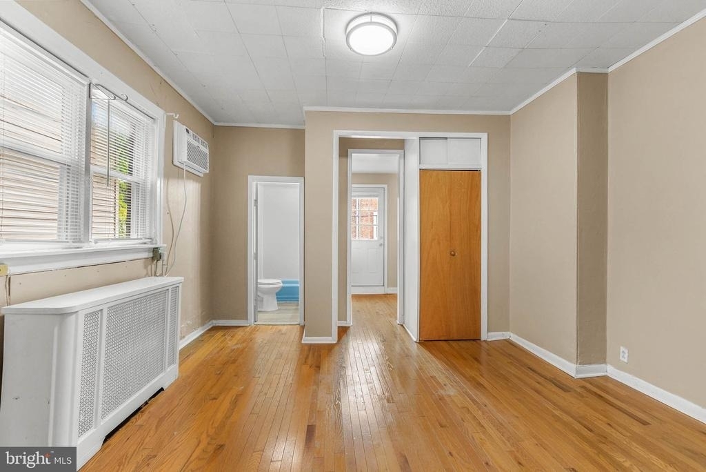 1536 Pine Street - Photo 5