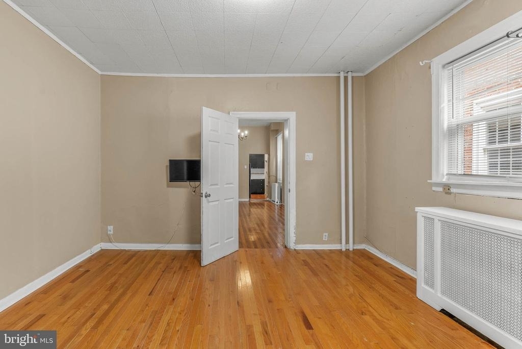 1536 Pine Street - Photo 6