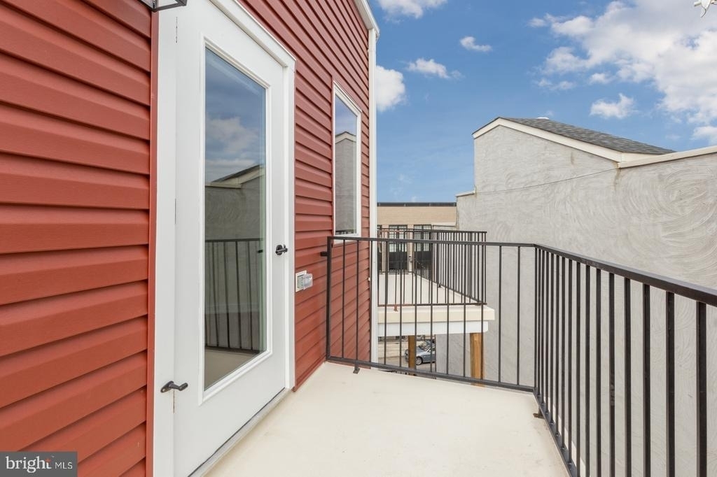 2401 Frankford Avenue - Photo 13
