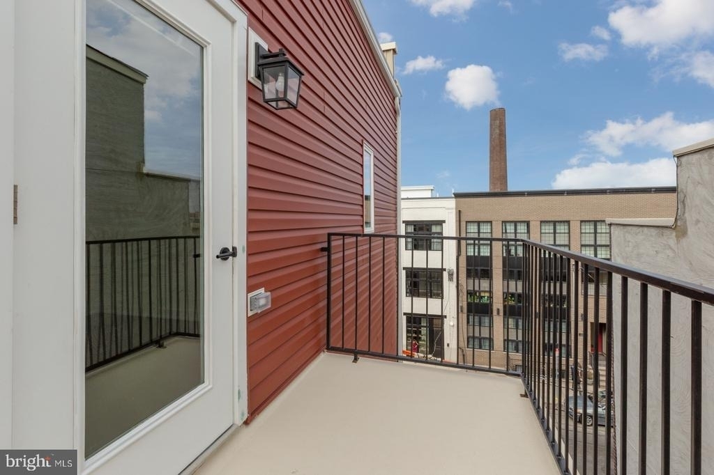 2401 Frankford Avenue - Photo 20