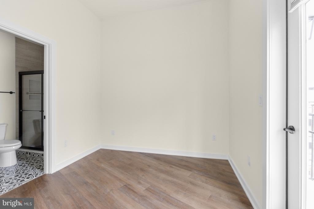 2401 Frankford Avenue - Photo 15