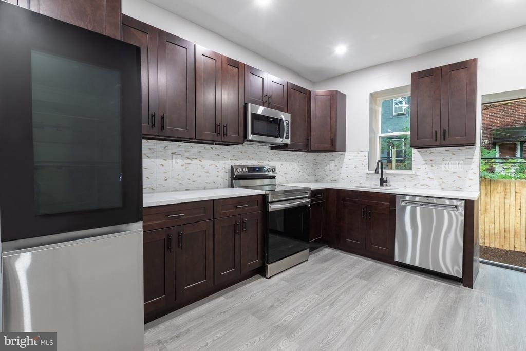 1615 S Conestoga Street - Photo 23