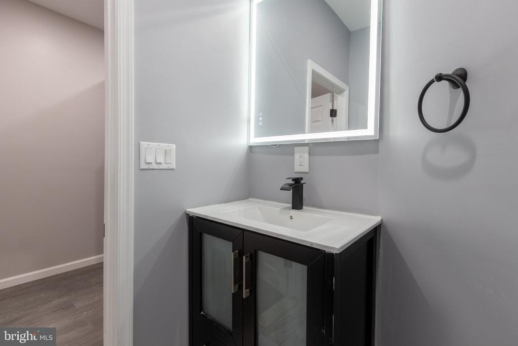 1615 S Conestoga Street - Photo 12