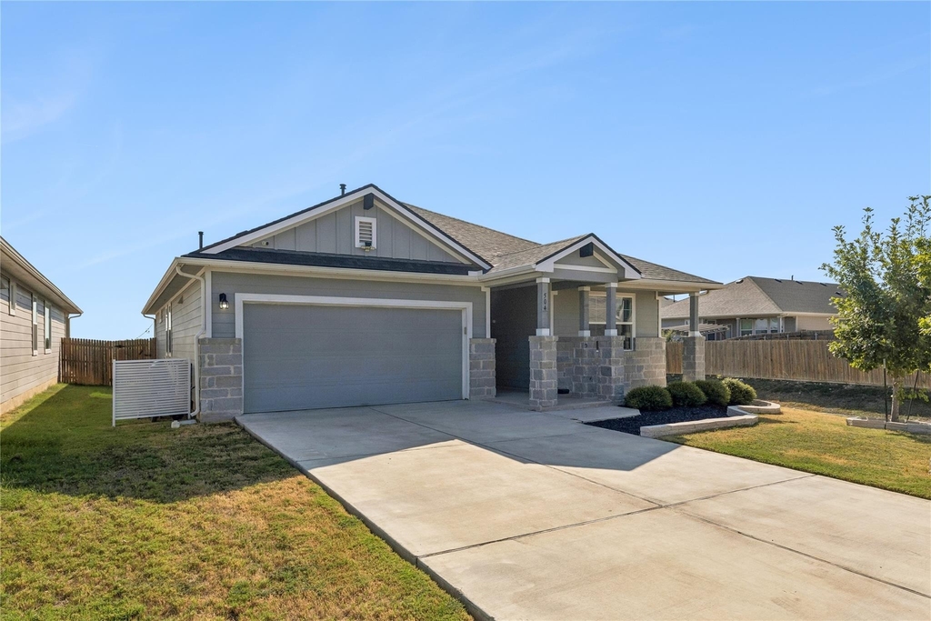 504 Big Cypress Bayou Rd - Photo 1