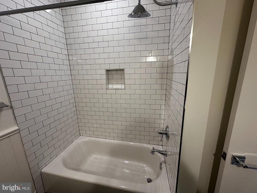 1801 N Howard Street - Photo 14