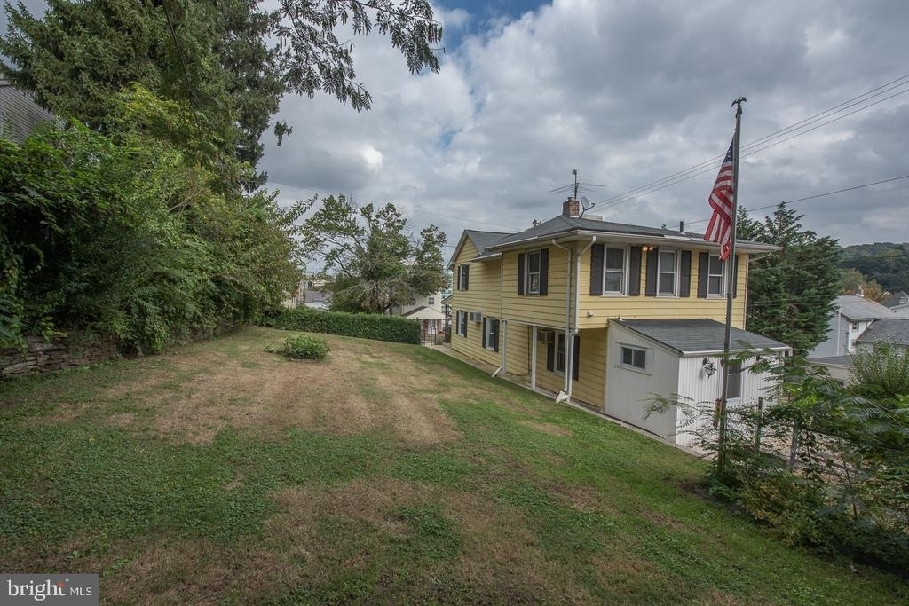101 Merion Avenue - Photo 22