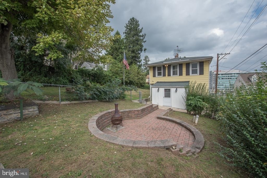 101 Merion Avenue - Photo 21