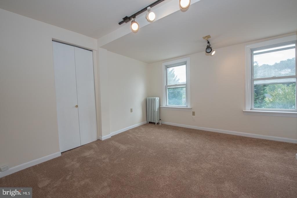 101 Merion Avenue - Photo 14