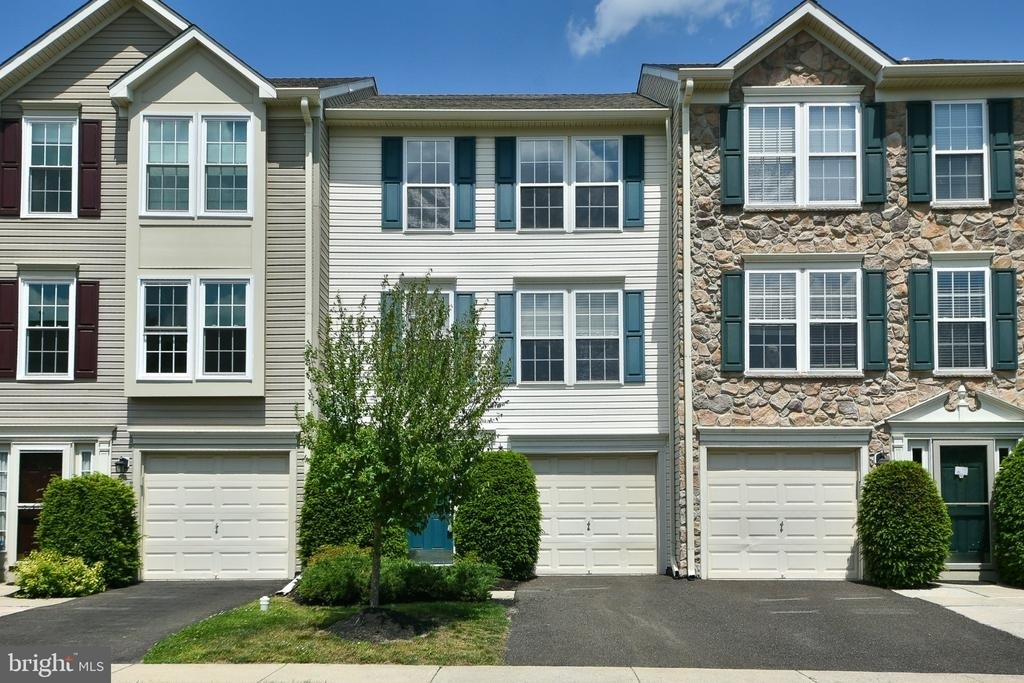 401 Jene Court - Photo 0