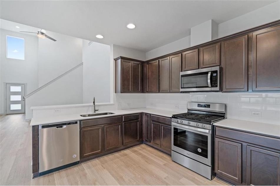 10006 Baden Ln - Photo 6