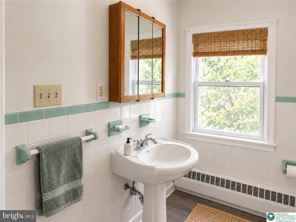 1324 Marlow Street - Photo 3