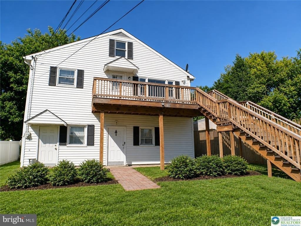 1324 Marlow Street - Photo 0