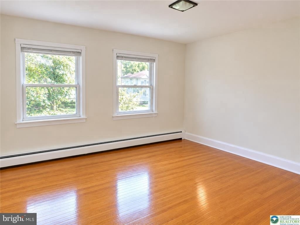 1324 Marlow Street - Photo 6