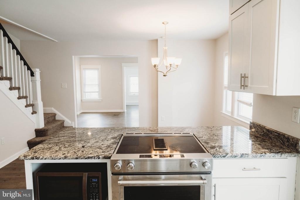 233 Leon Avenue - Photo 6