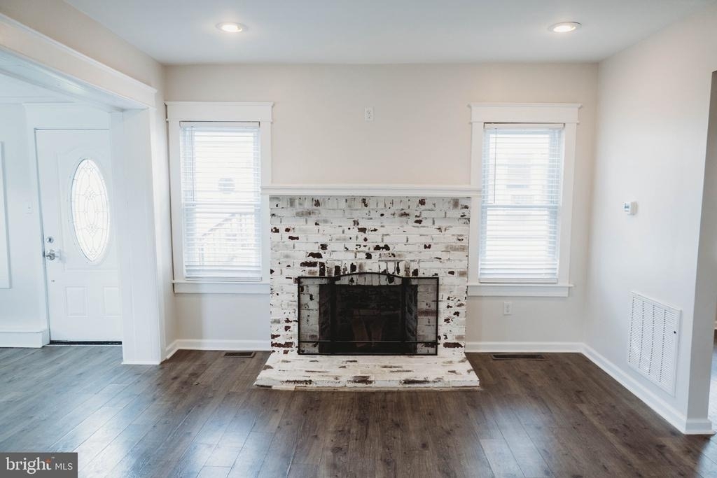233 Leon Avenue - Photo 9