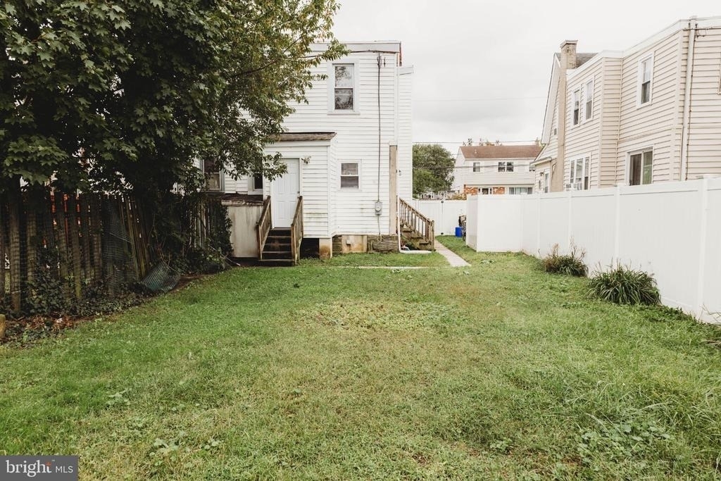 233 Leon Avenue - Photo 18