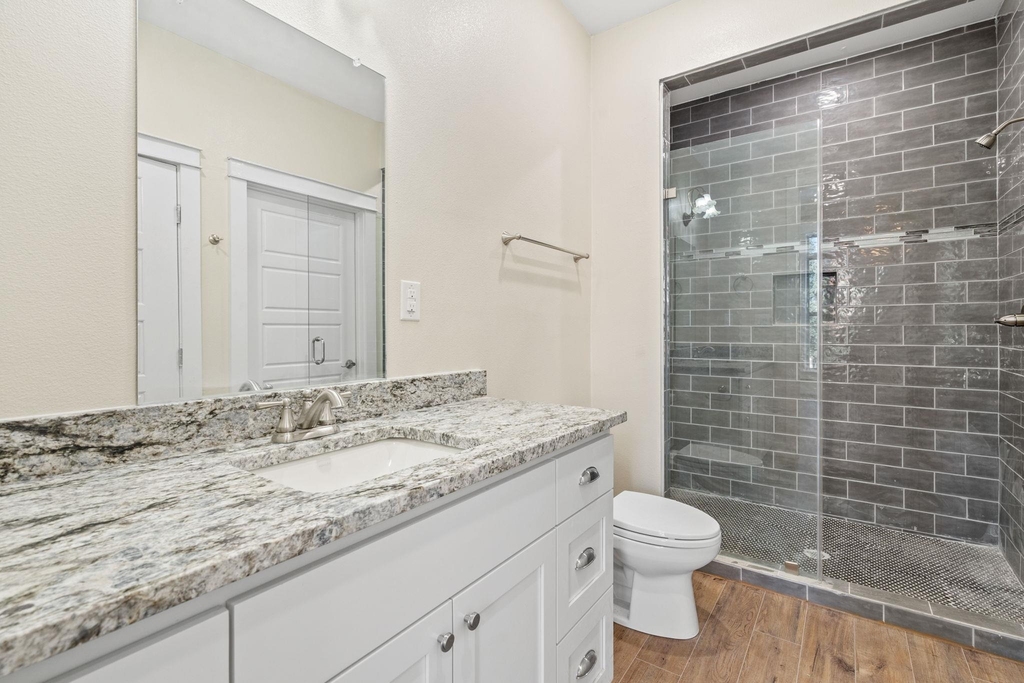 104 E 2nd St - Photo 27