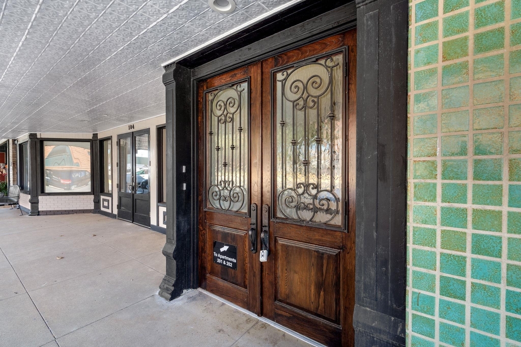 104 E 2nd St - Photo 0
