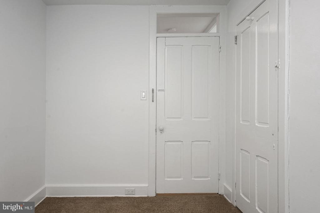 305 S Main Street - Photo 11