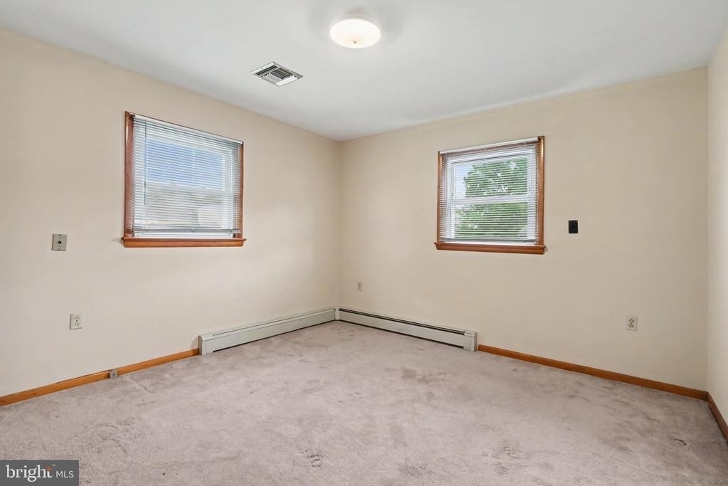 4800 Creekview Road - Photo 5