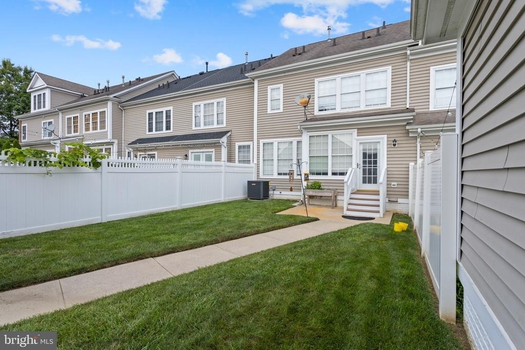 103 Ely Crescent - Photo 29