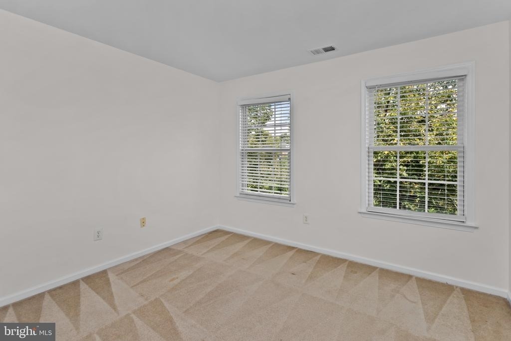 103 Ely Crescent - Photo 24