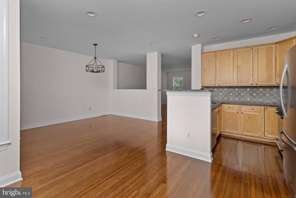 103 Ely Crescent - Photo 12